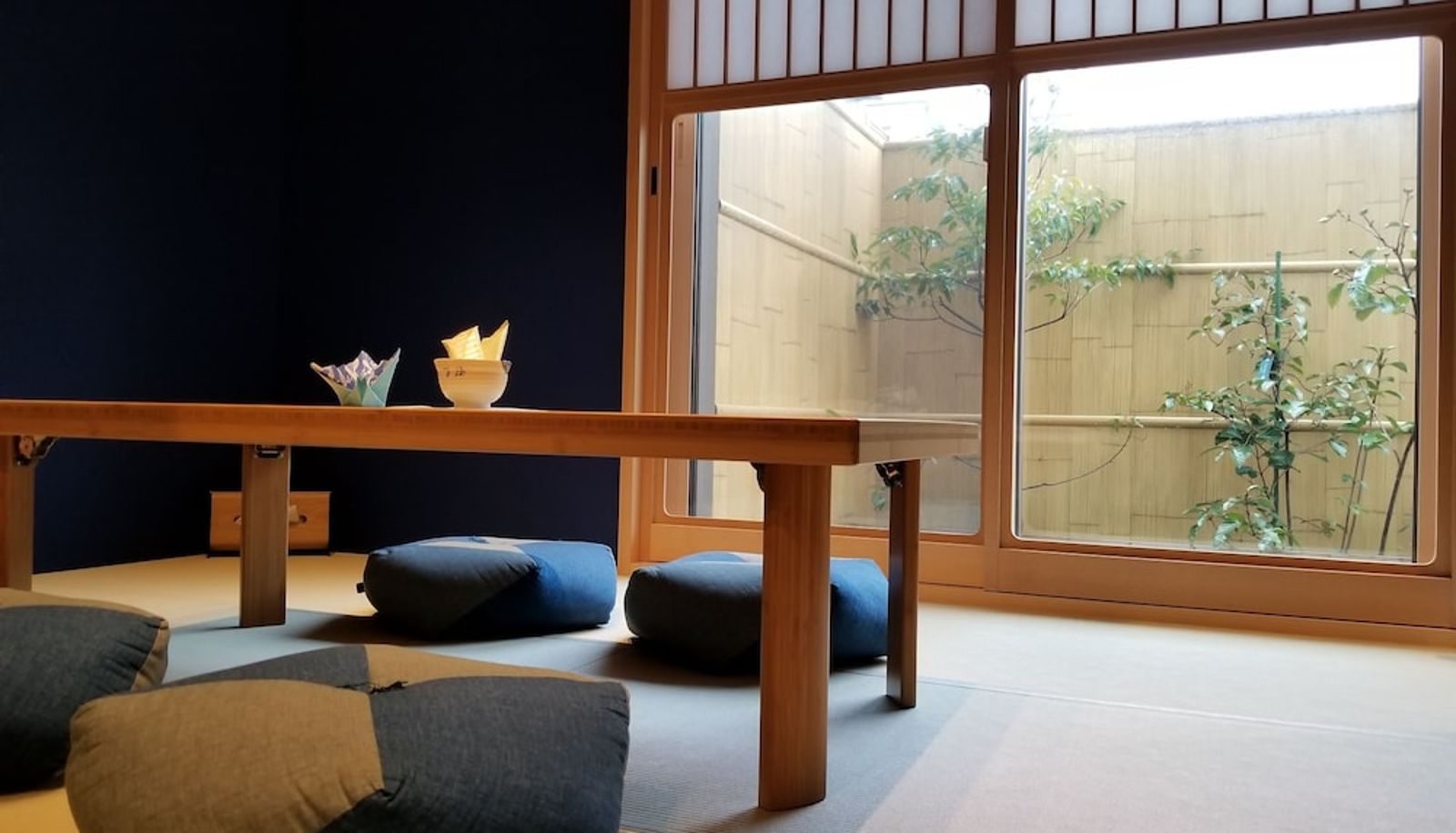Apartment - Hana Akari