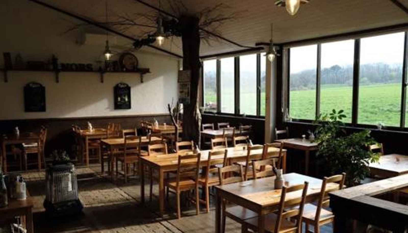 Frühstücksraum innerhalb des Restaurants - Pension Kamifuji