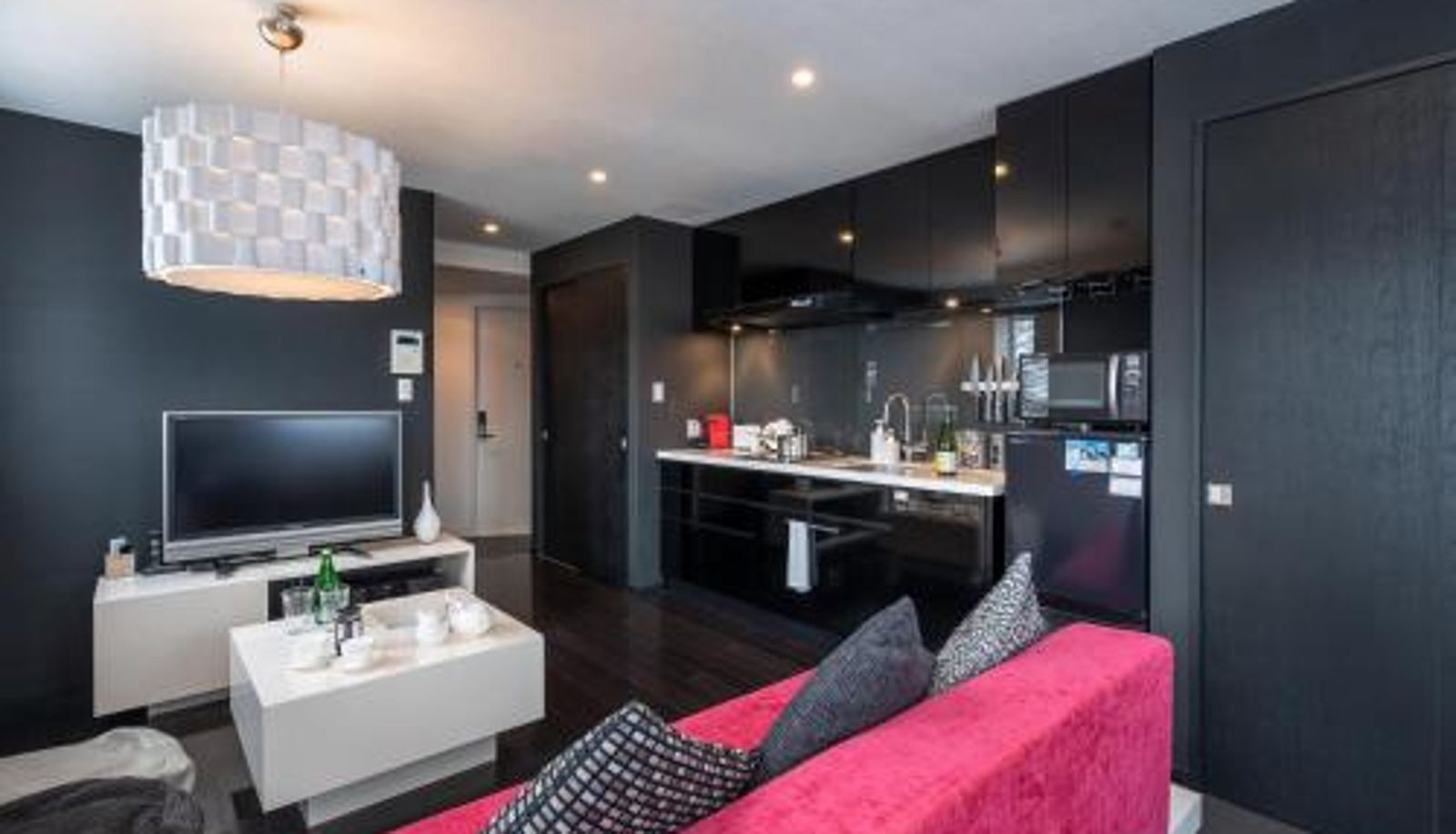 Apartment - Kira Kira Suites by H2 Life