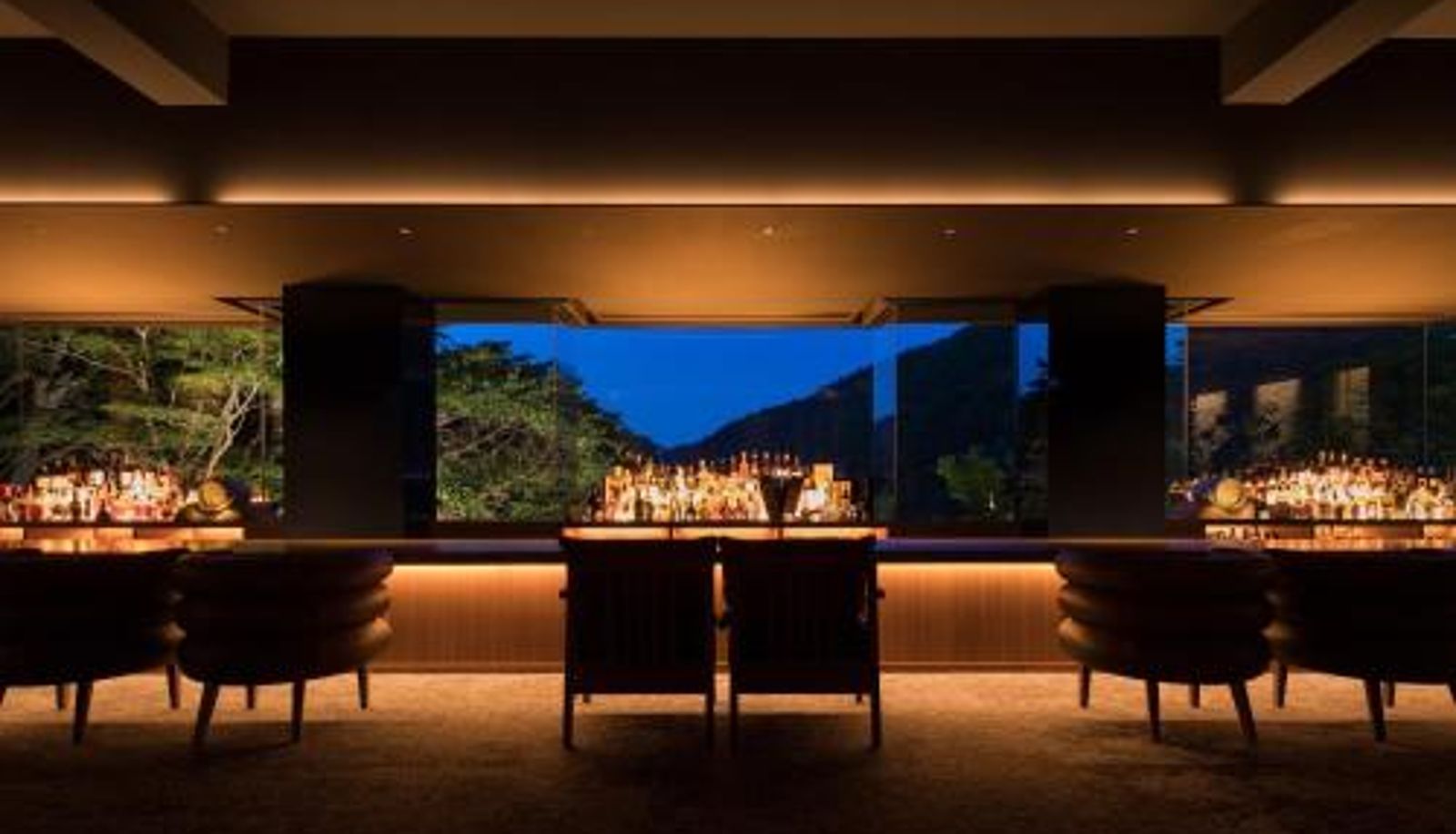 Informacje - barhotel Hakone Kazan