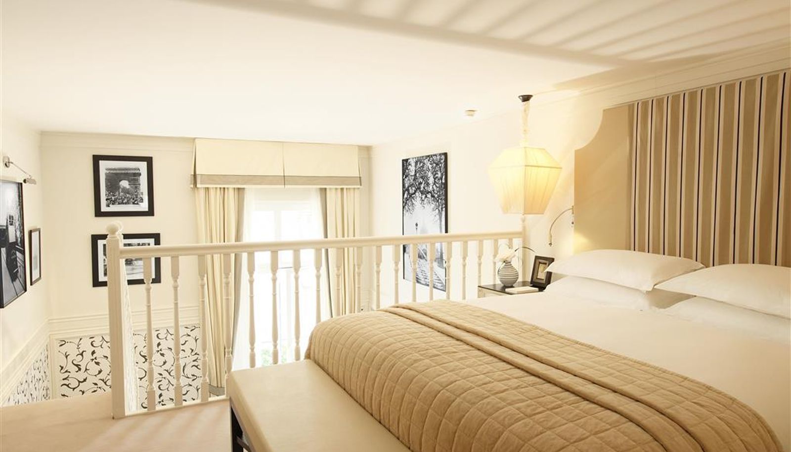 Kamer - Castille Paris - Starhotels Collezione