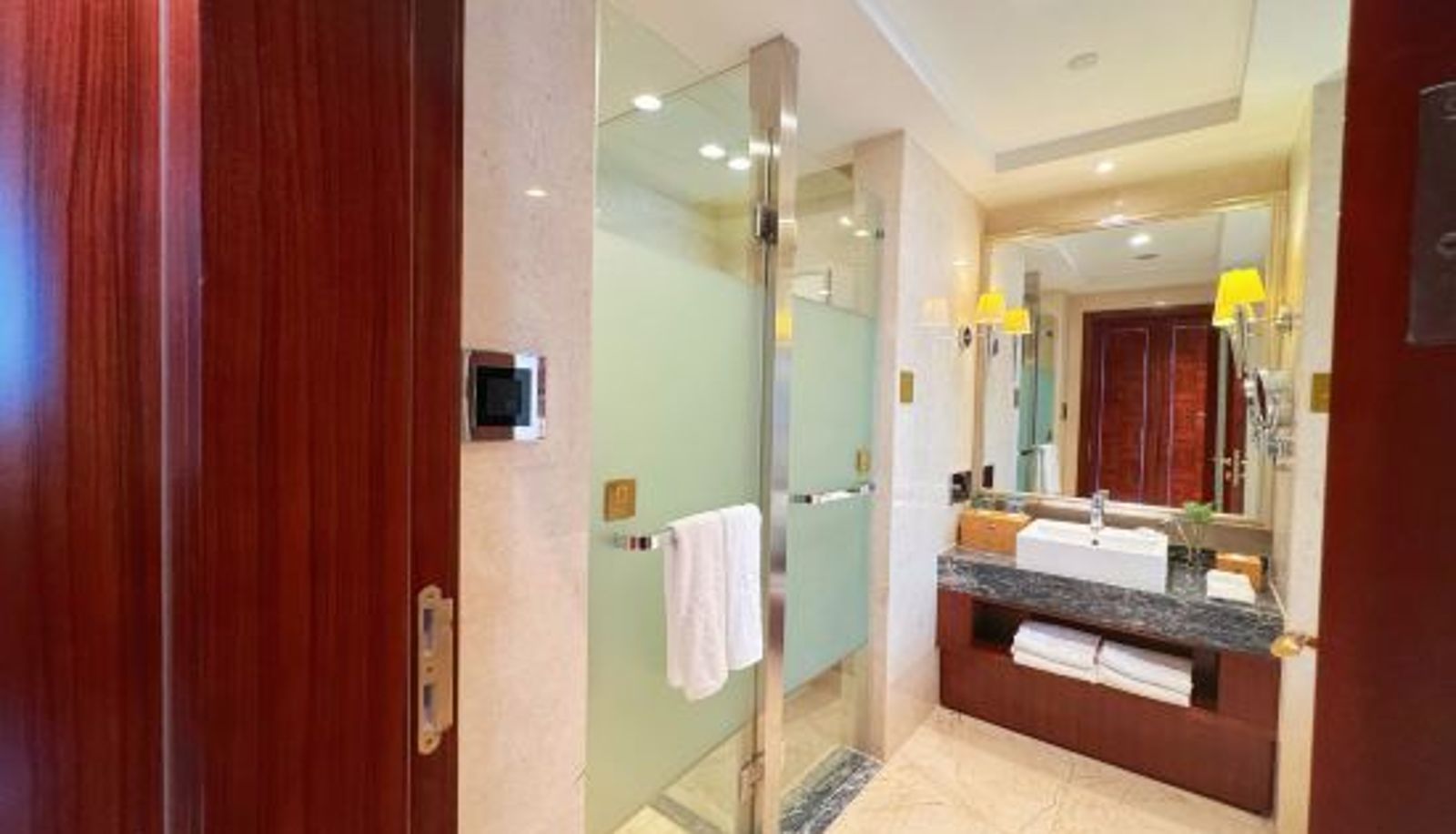 Room - Dongyi International Hotel