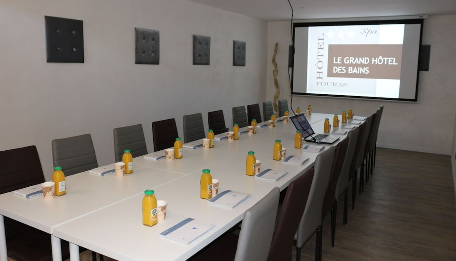 Meetingzimmer - Le Grand Hôtel des Bains SPA