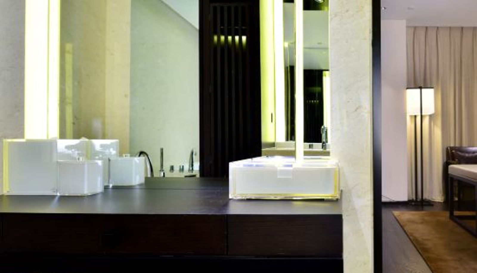 Camera - Ziyuan Hotel
