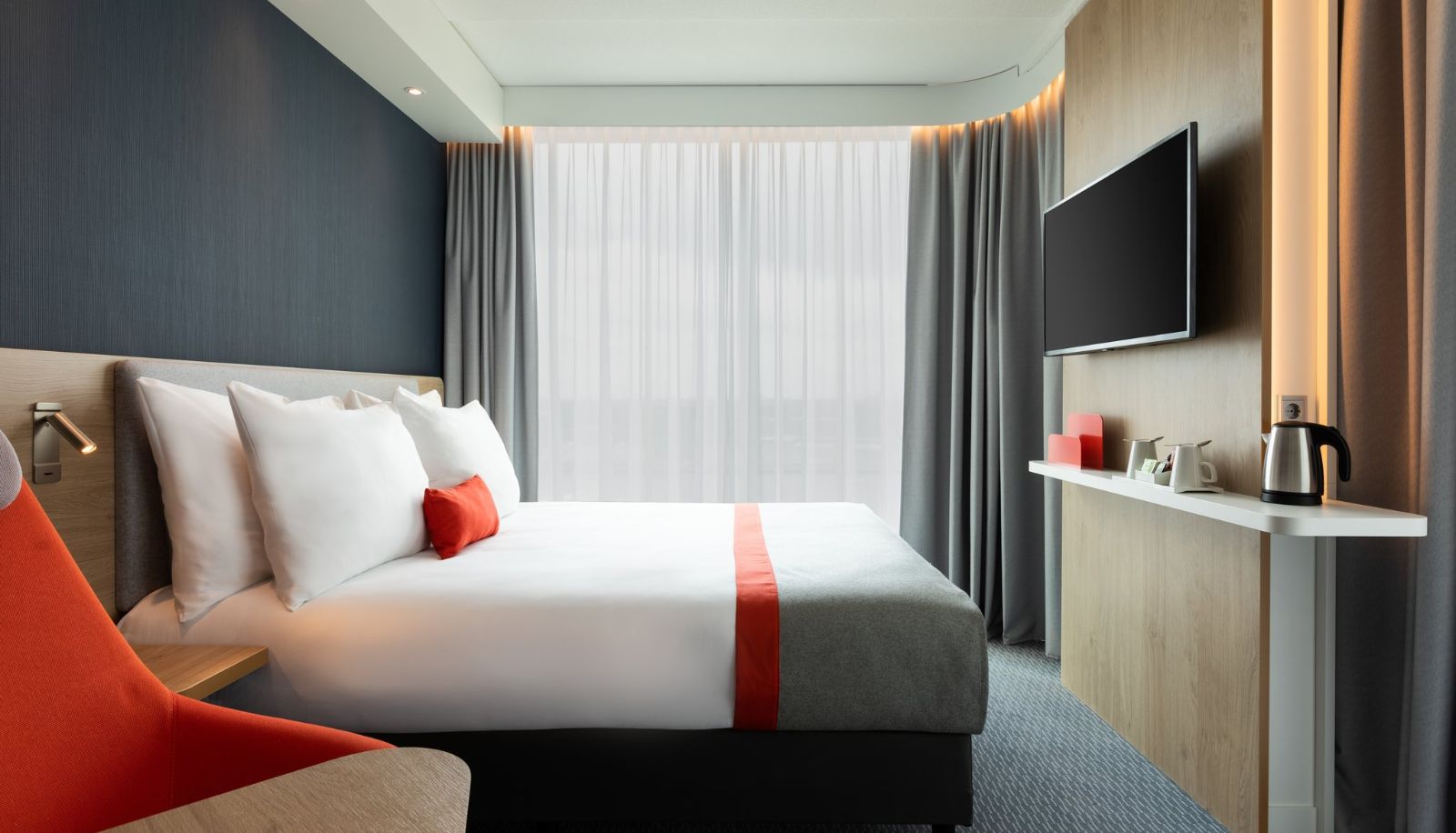 Room - Holiday Inn Express AMSTERDAM - NORTH RIVERSIDE by IHG