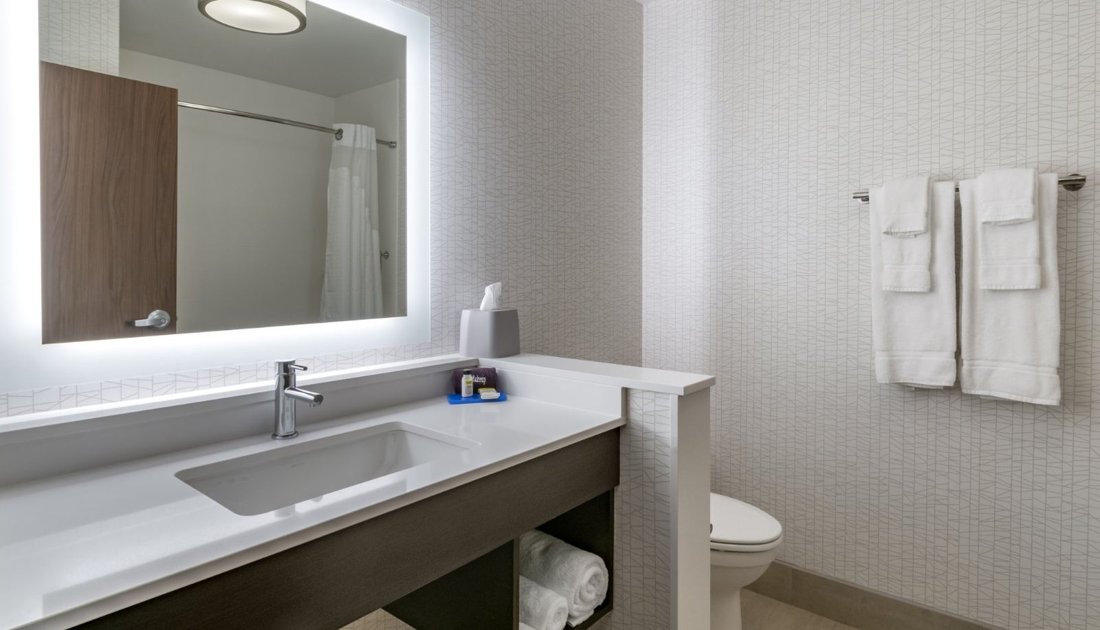 Zimmer - Holiday Inn Express & Suites LANCASTER - MOUNT JOY by IHG