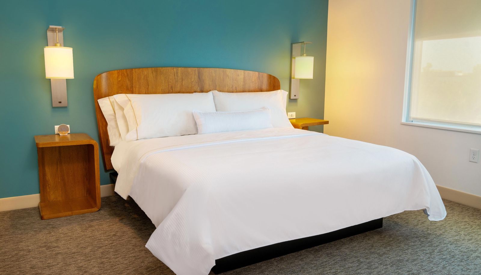 Room - Element Sacramento Airport