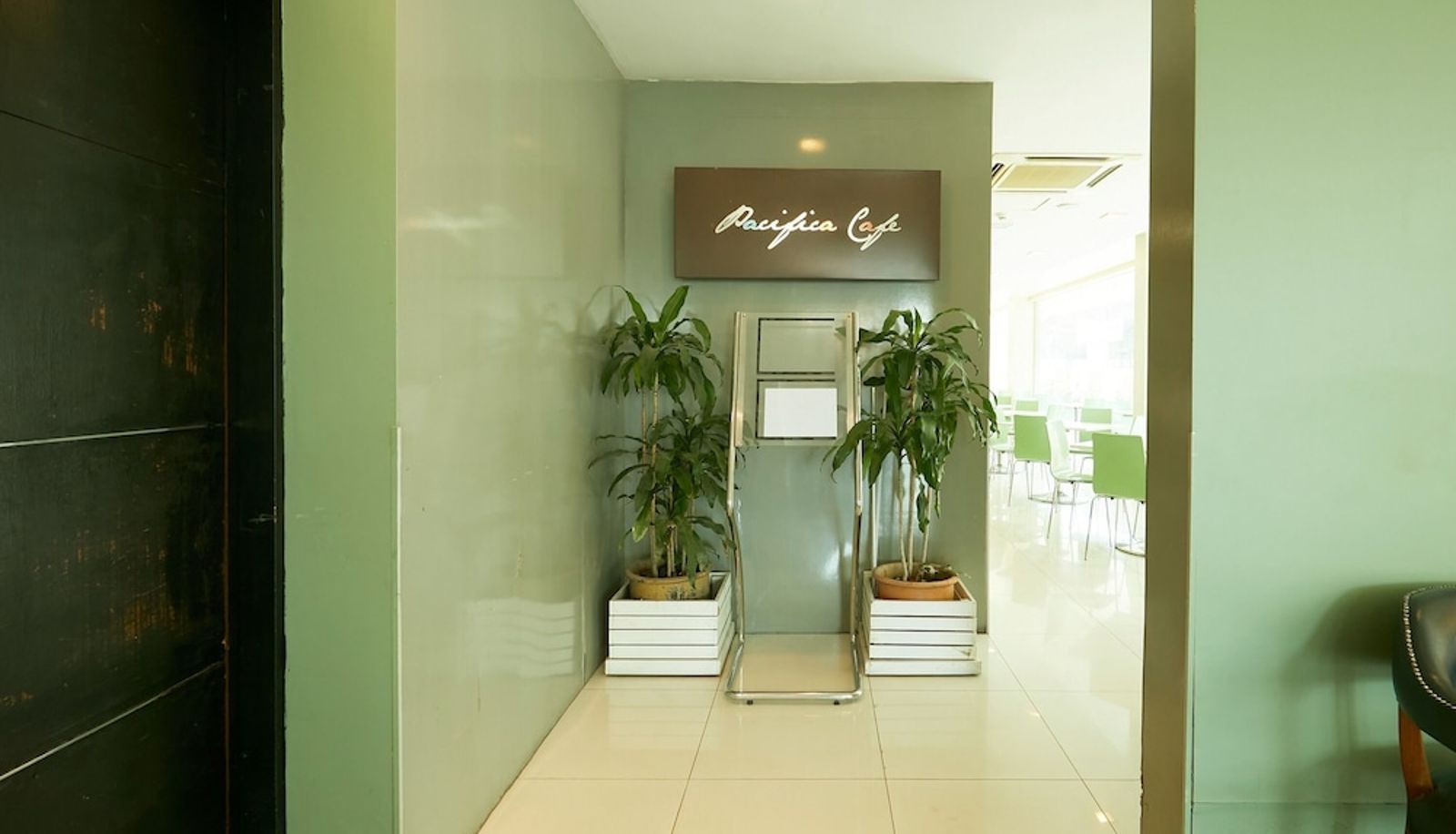 Info - Grand Pacific Hotel