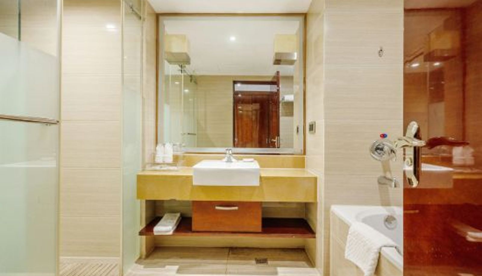 Room - Honor Hotel