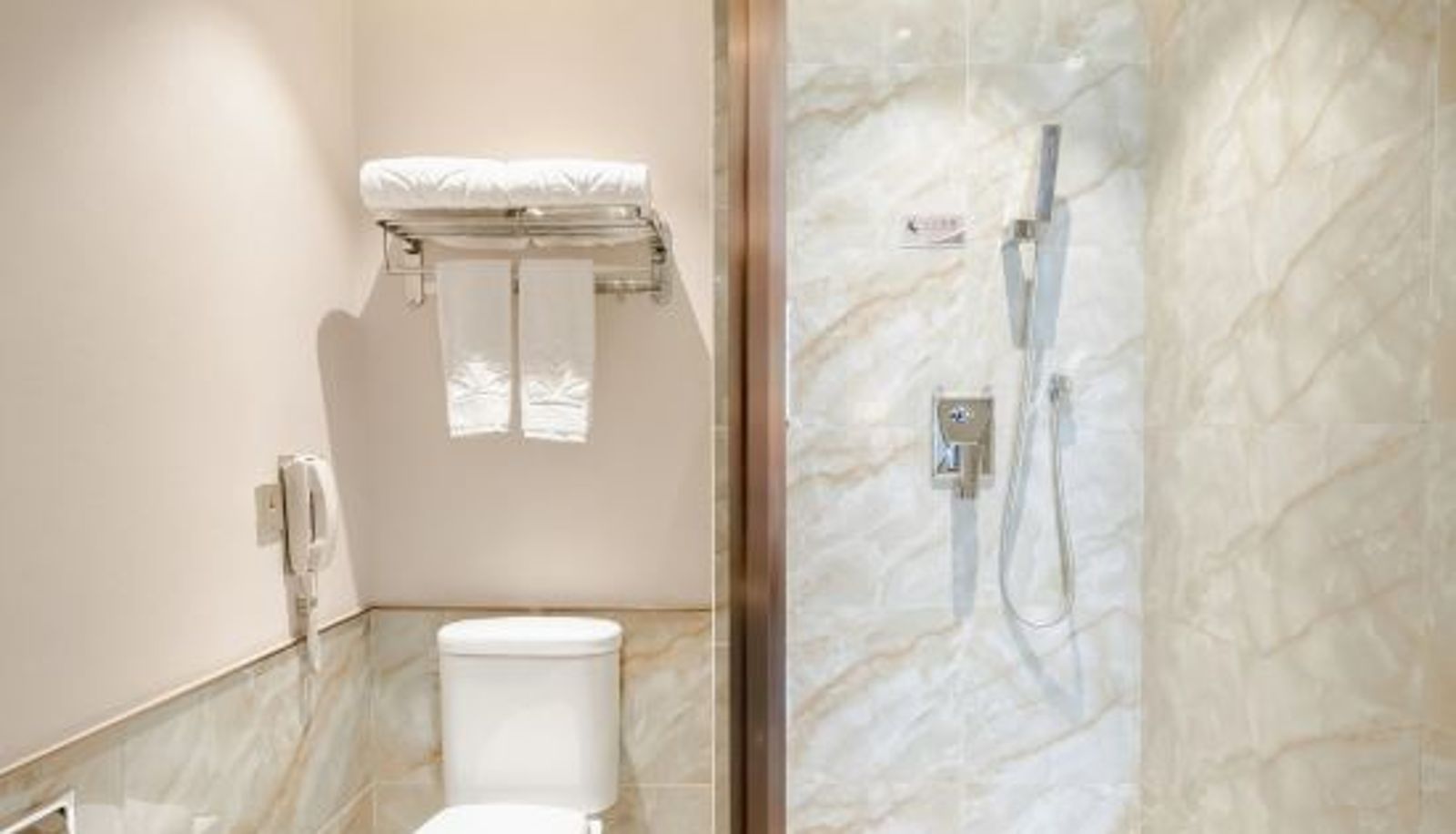 Kamer - Zhenye International Hotel