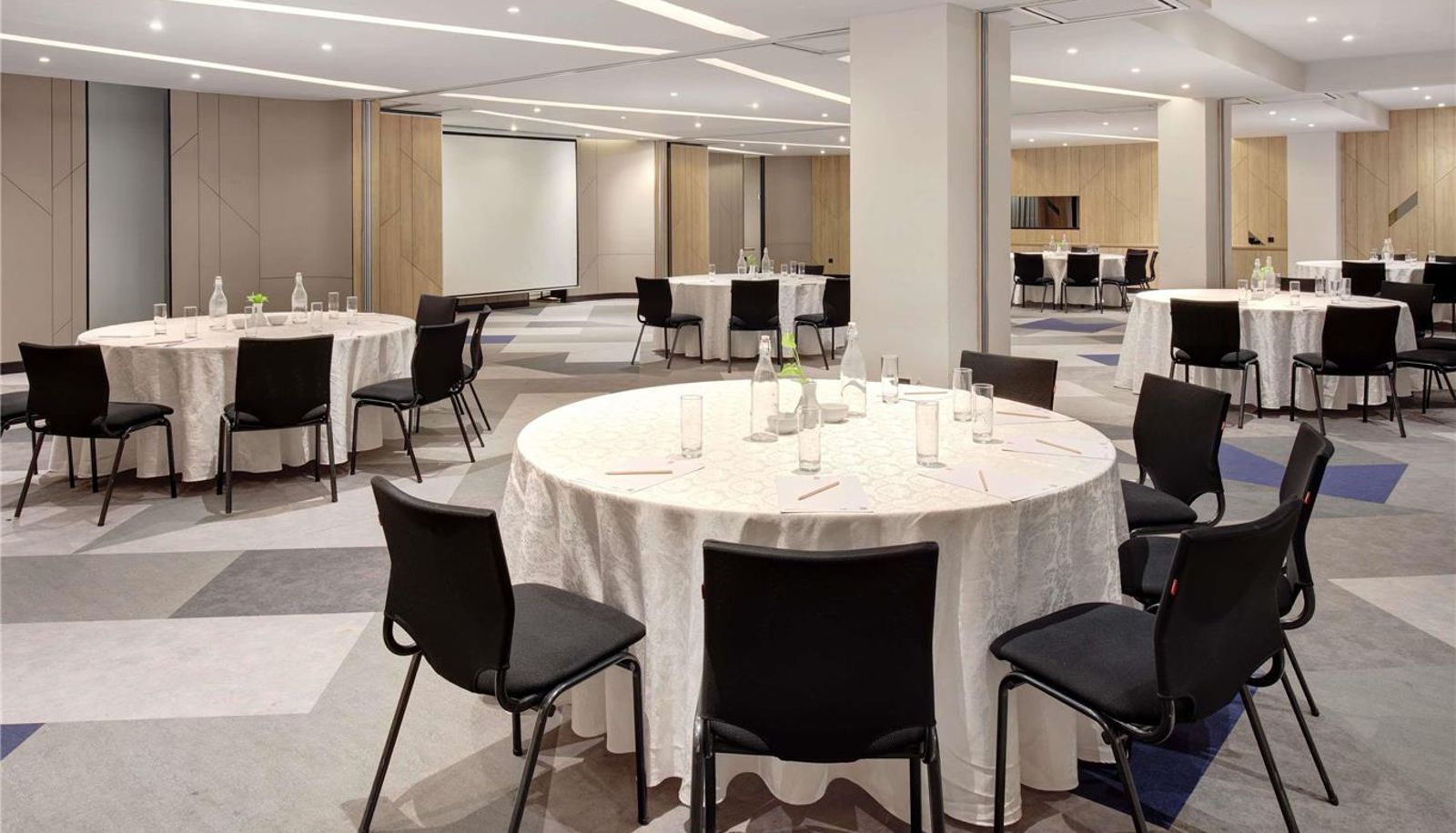 Conference room - Ibis Samarinda
