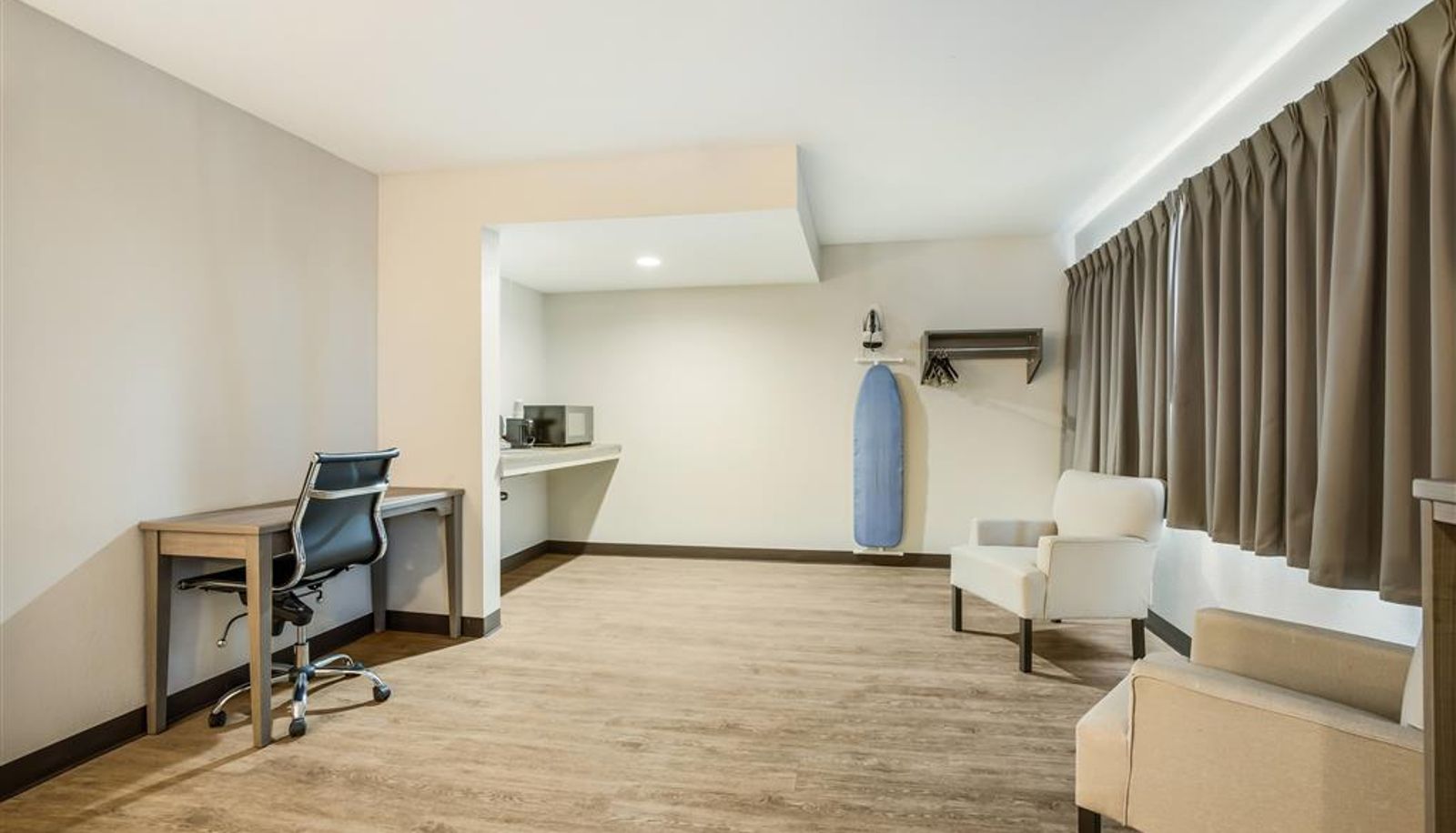 Zimmer - Days Inn by Wyndham Chula Vista/San Diego