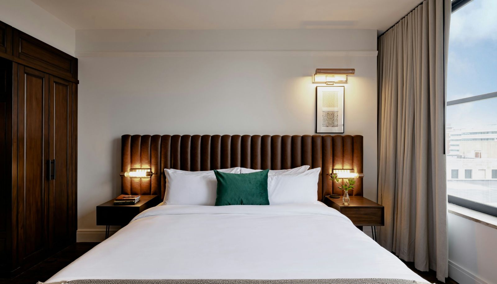 Room - Surety Hotel Autograph Collection