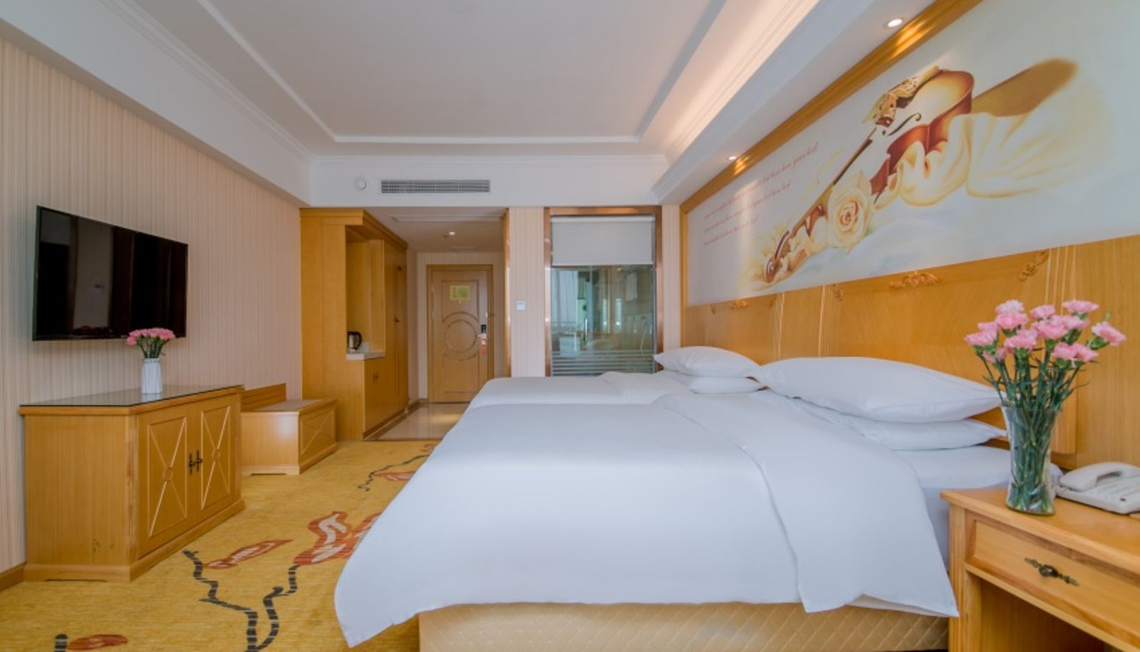 Room - Vienna Hotel(Wuhan Central China Normal University Huquan subway station Hotel) Wuhan Central China Normal University, Huquan Metro Station