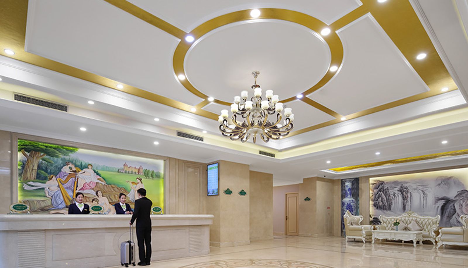 Lobby - Vienna International Hotel Shandong Liaocheng Dongchanghu High-speed Railway Station