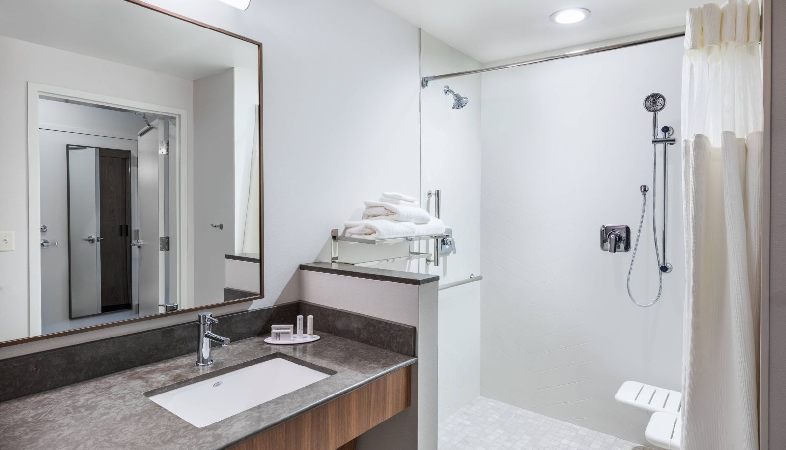 Habitación - Fairfield by Marriott Inn and Suites Houston Memorial City Area