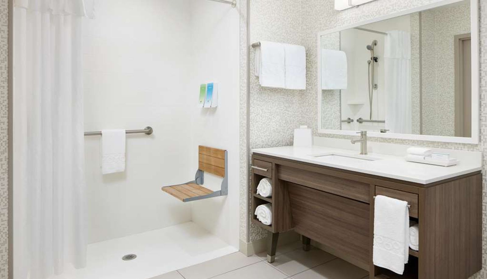 Zimmer - Home2 Suites by Hilton Stuart