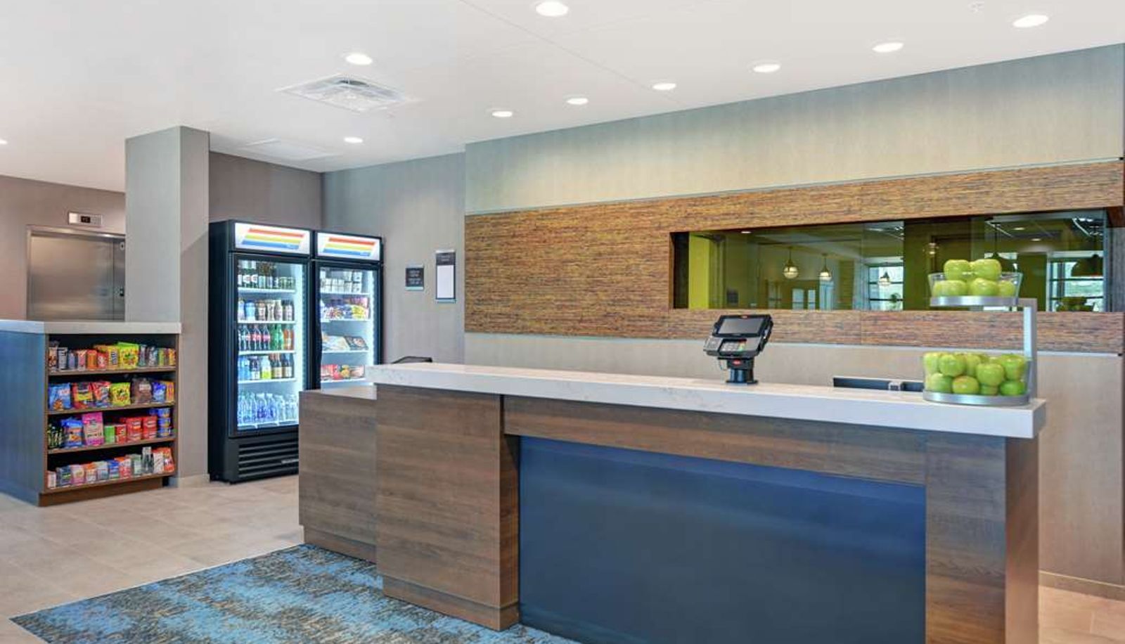 Lobby - Home2 Suites by Hilton Bettendorf Quad Cities