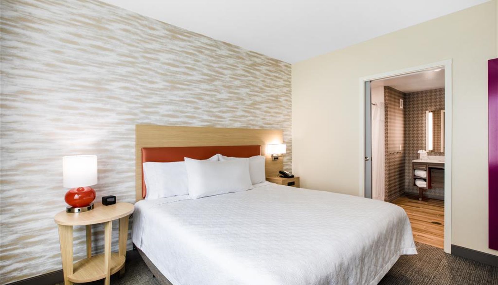 Camera - Home2 Suites by Hilton Carlsbad