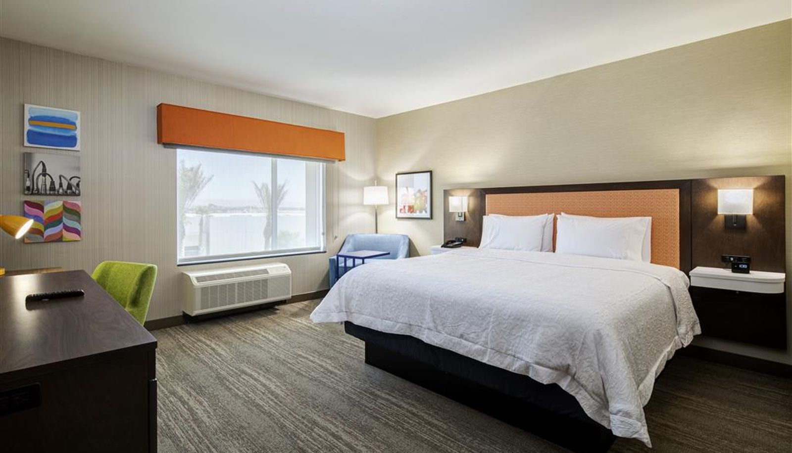 Room - Hampton Inn & Suites Indio