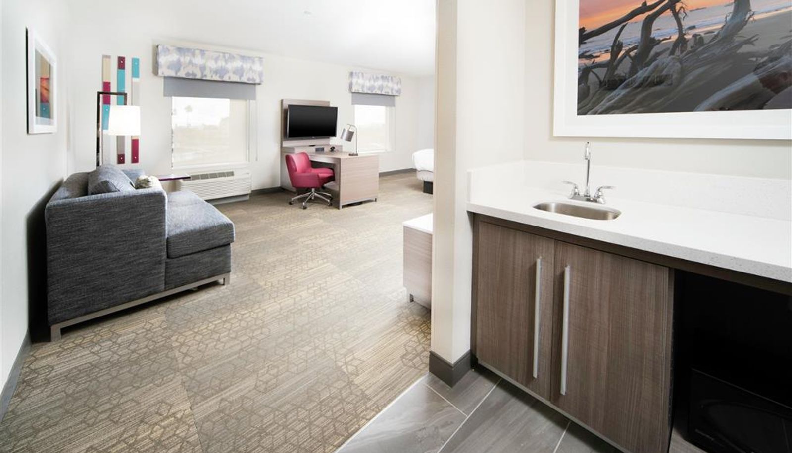 Room - Hampton Inn & Suites Santa Maria