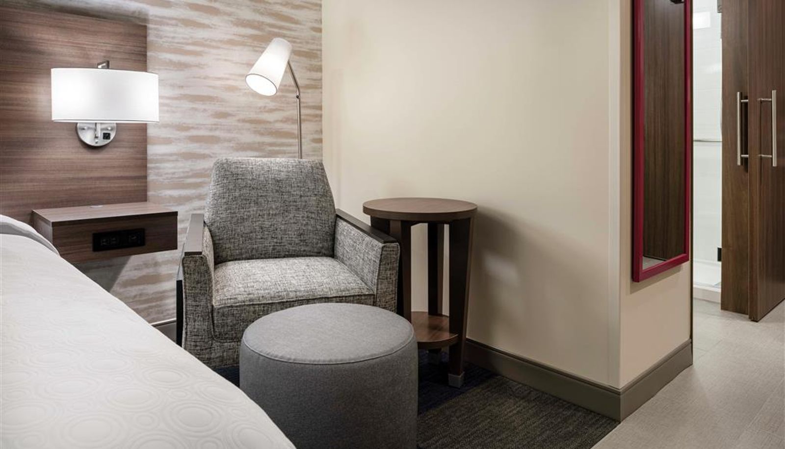 Zimmer - Home2 Suites by Hilton Denver Downtown Convention Center
