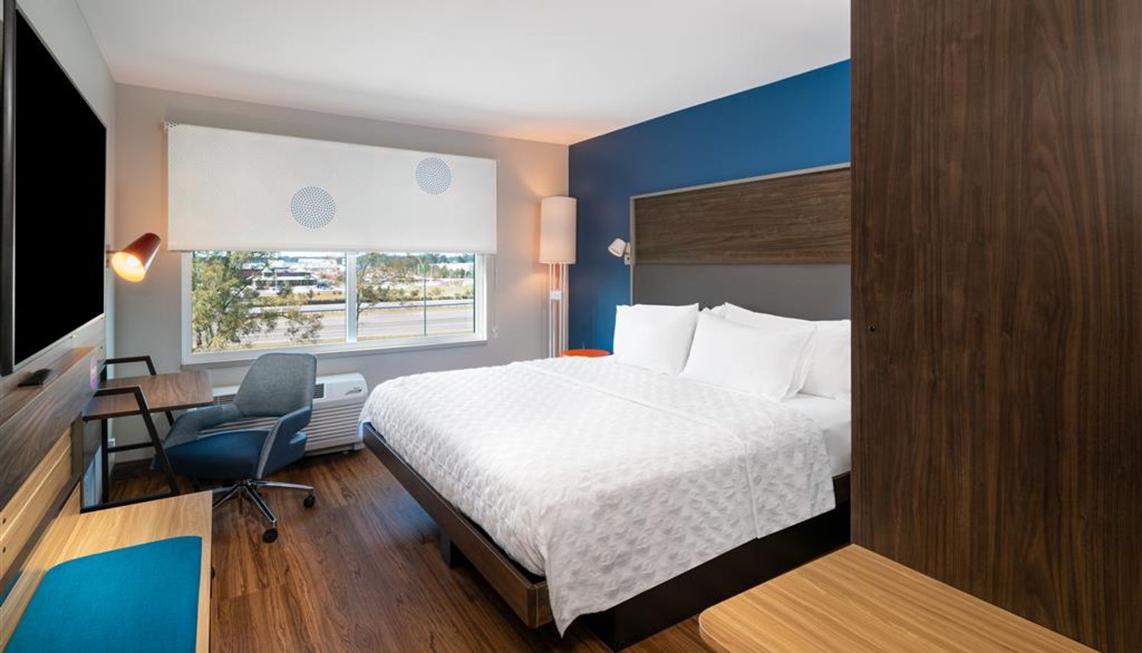 Room - Tru by Hilton Savannah Airport