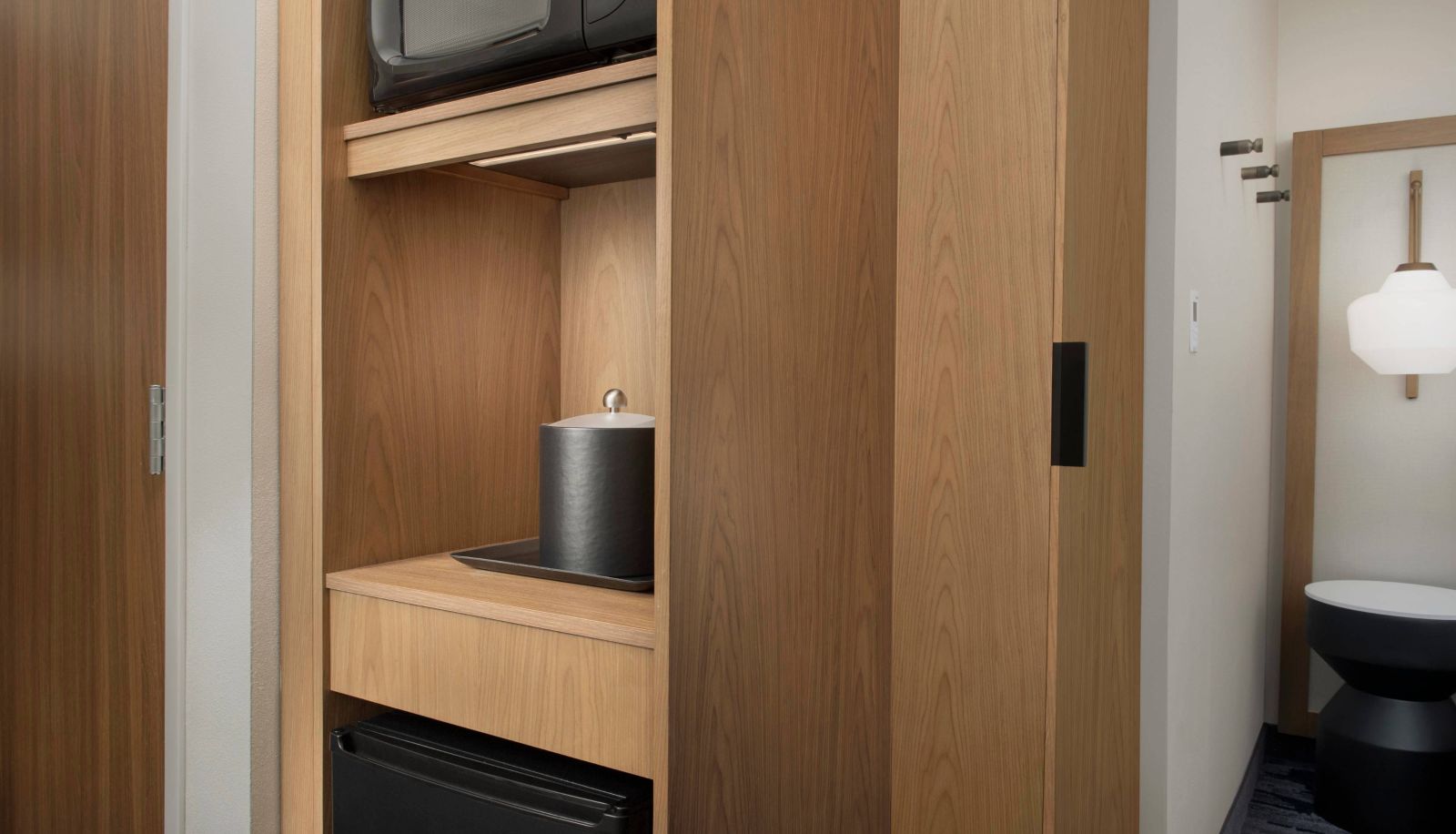 Room - Fairfield Inn and Suites by Marriott Santa Rosa Rohnert Park