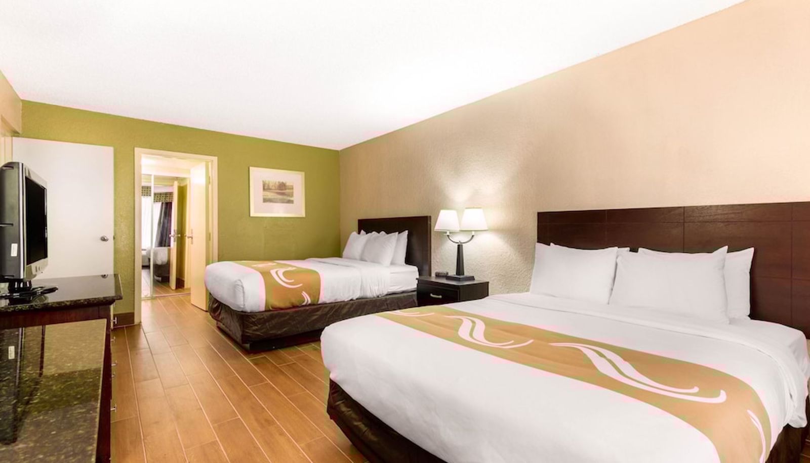 Apartment - Quality Inn & Suites Orlando Airport