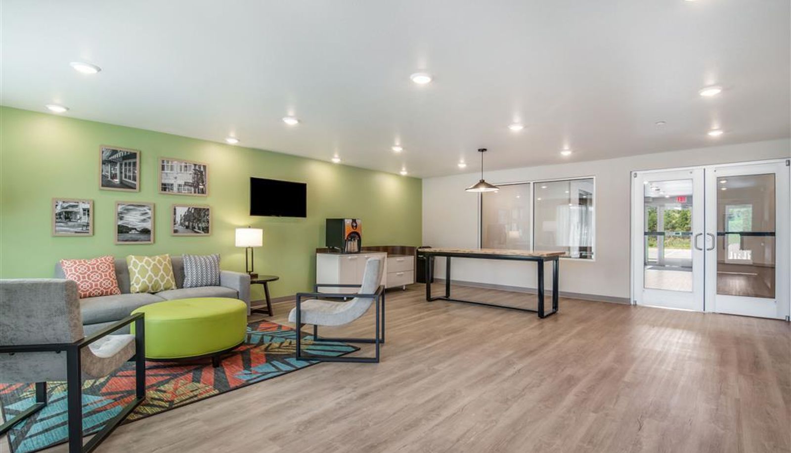 Hall - WoodSpring Suites Fort Mill