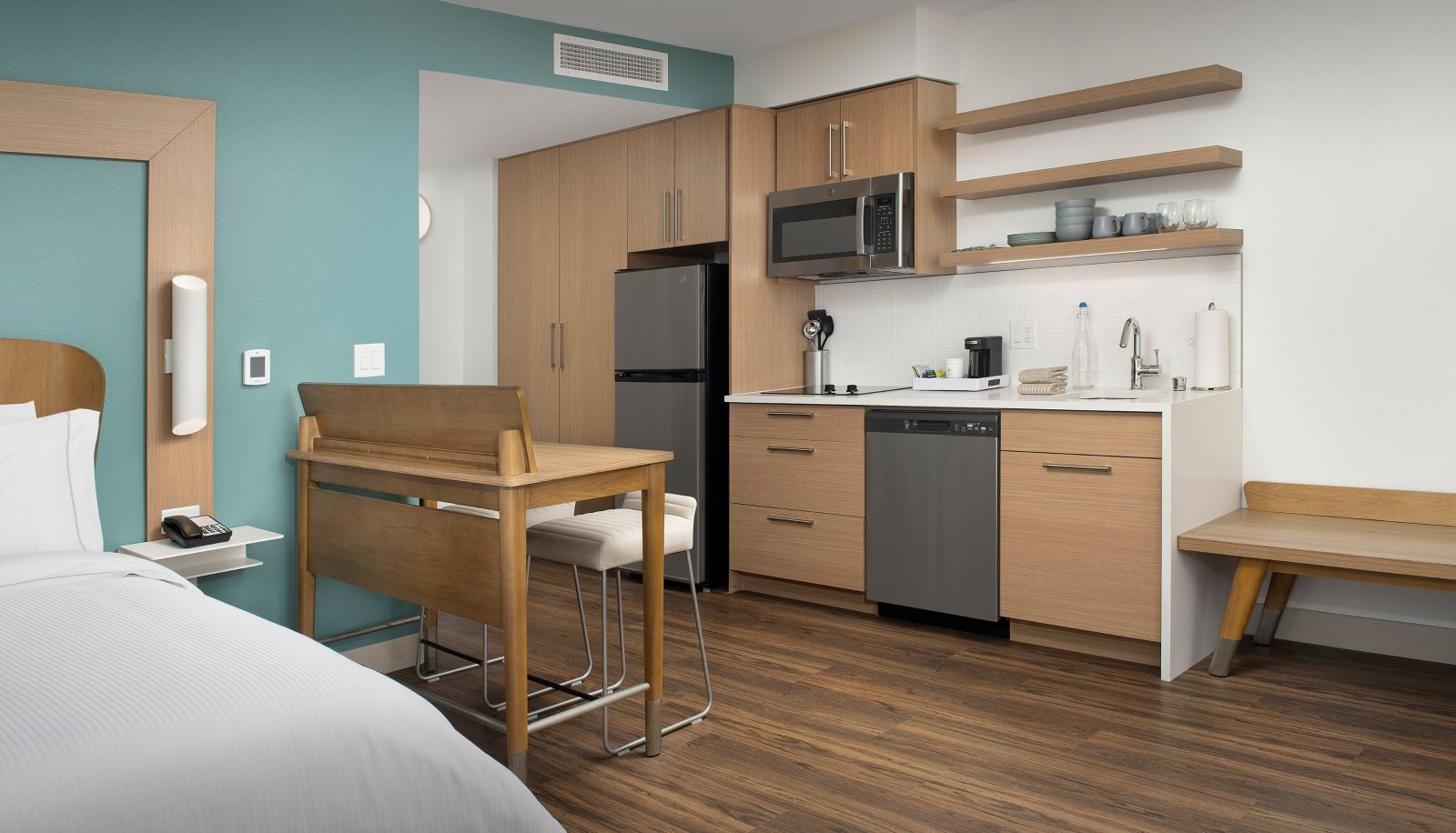 Zimmer - Element Portland Beaverton