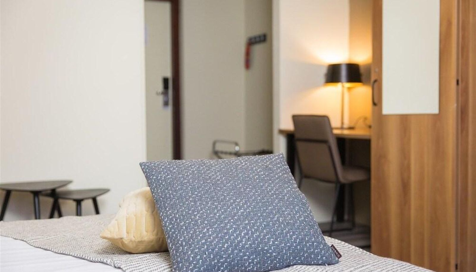 Camera standard - B & B Van Marion
