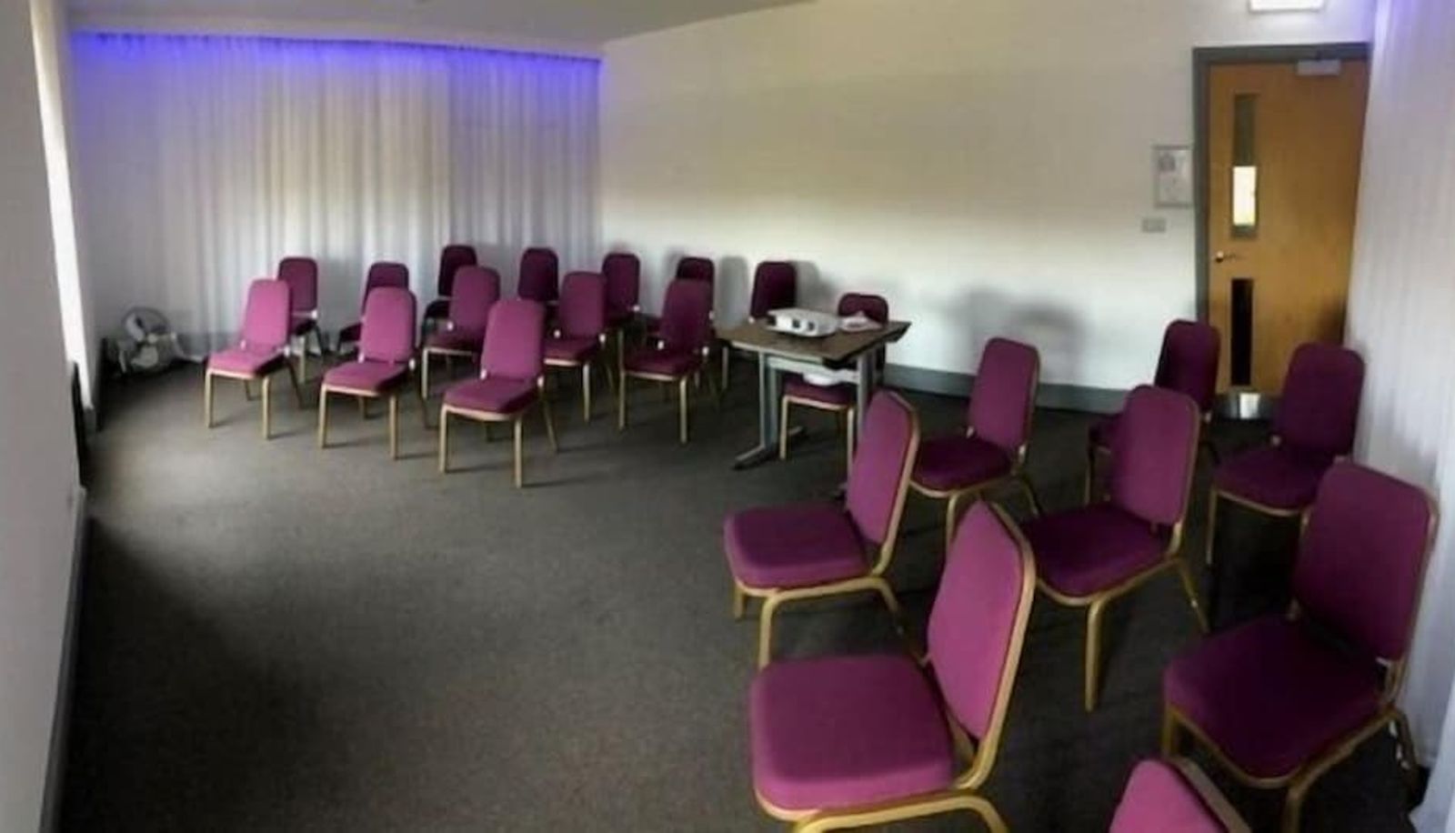 Sala riunioni - The Melbreak Hotel