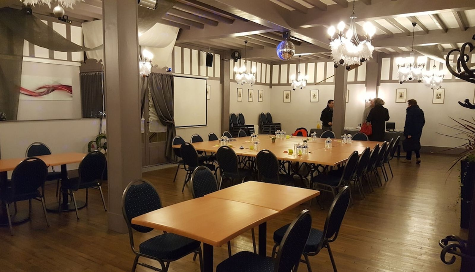 Reception - Les Cloches de Corneville