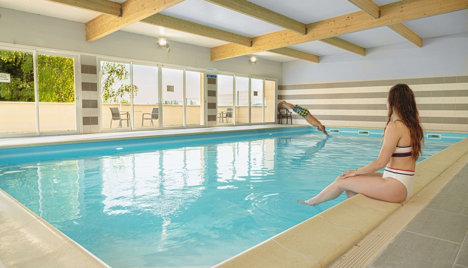 Piscina - KYRIAD SENS