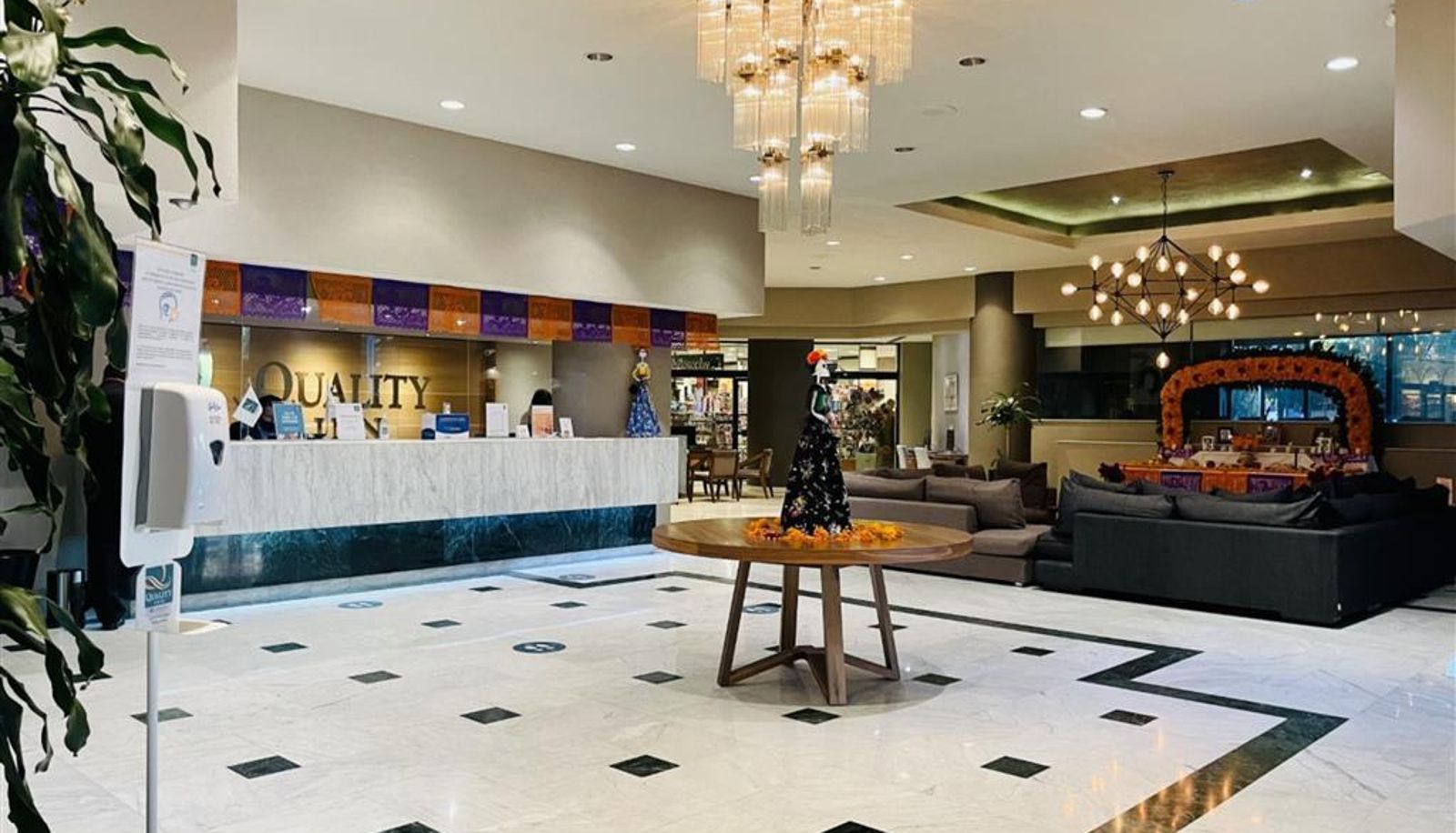 Lobby - Quality Inn Pachuca