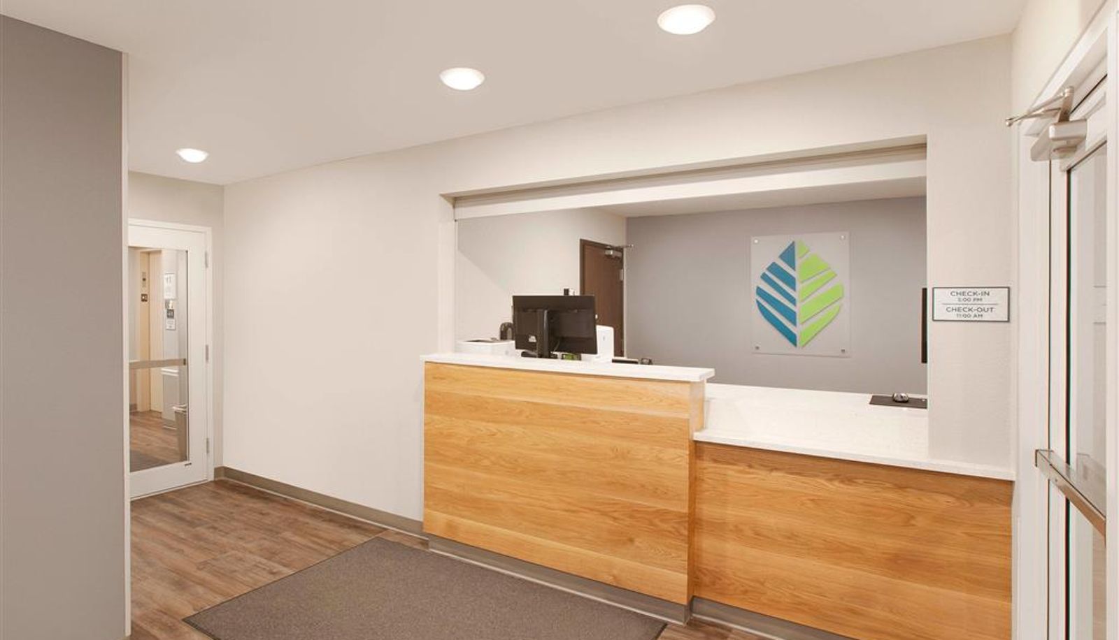 Hall - WoodSpring Suites West Monroe I-20