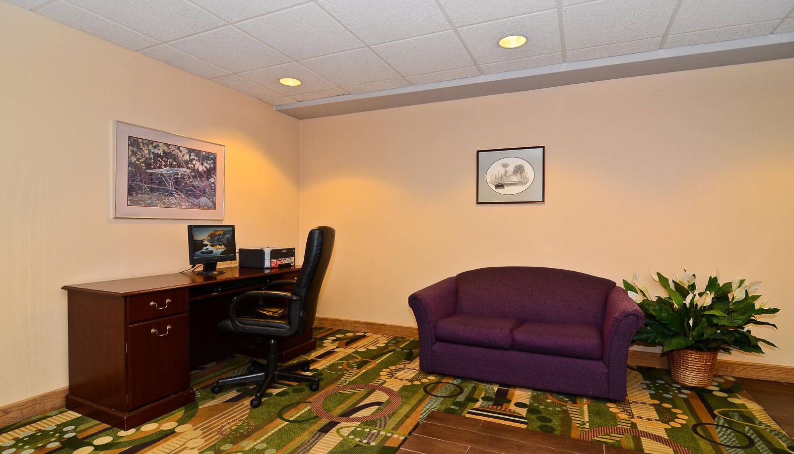 Business centre - Rodeway Inn Beaver Dam