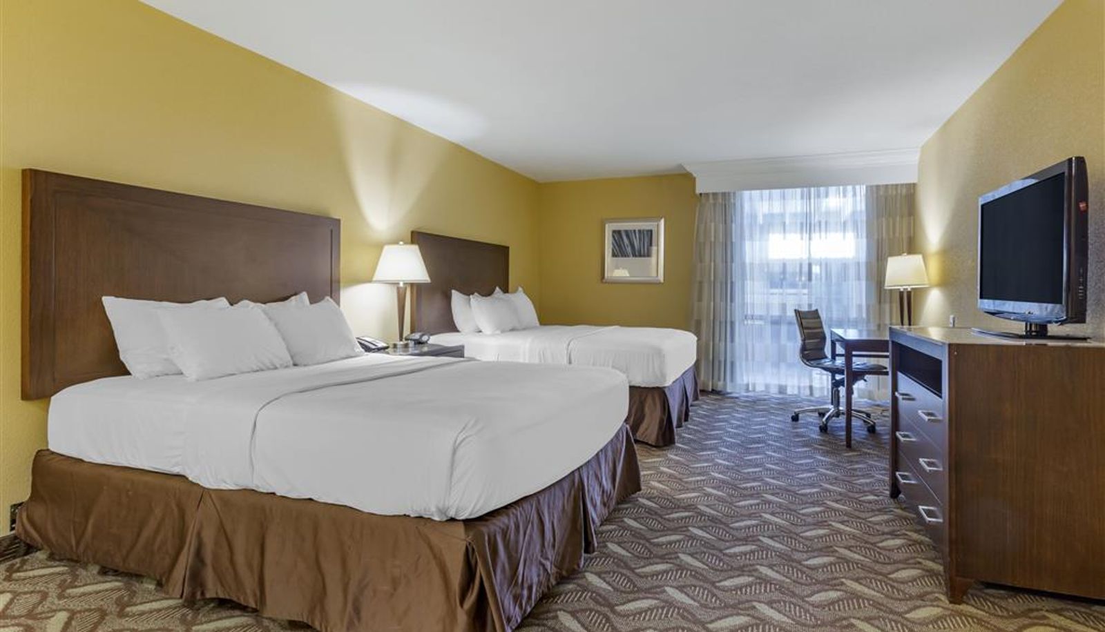 Zimmer - Clarion Inn & Suites Roswell