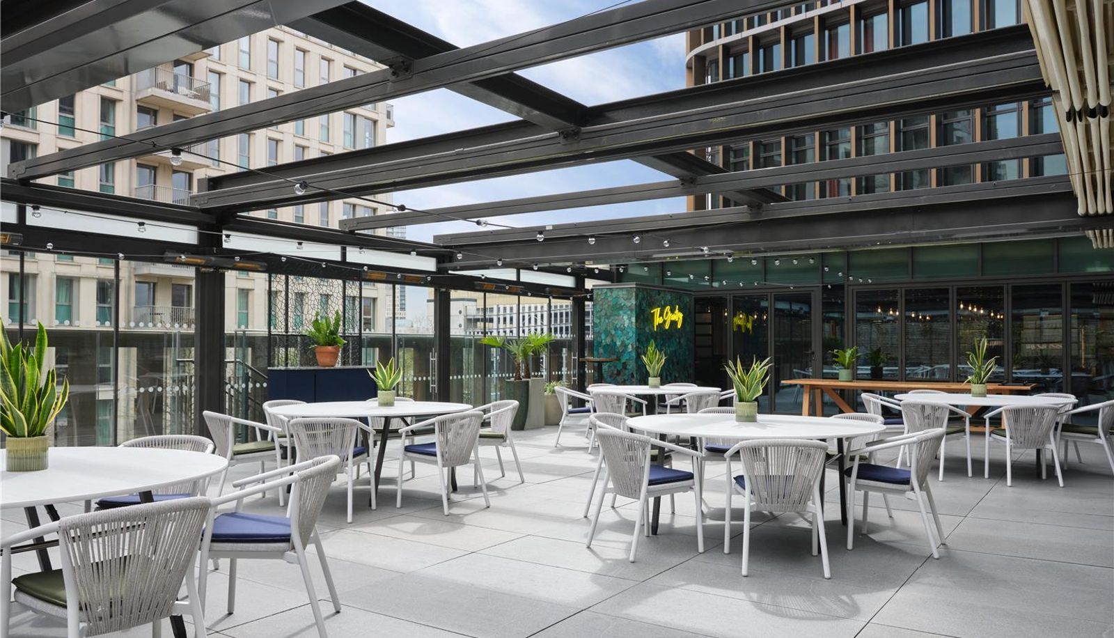 Sala de conferencias - The Gantry London Curio Collection by Hilton