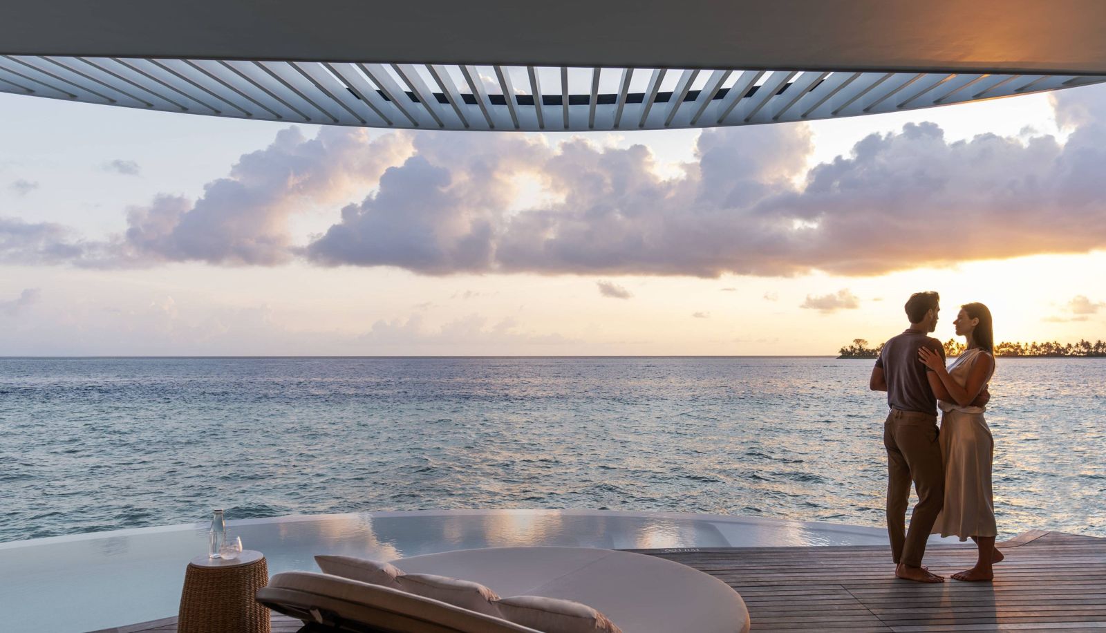 Info - The Ritz-Carlton Maldives Fari Islands
