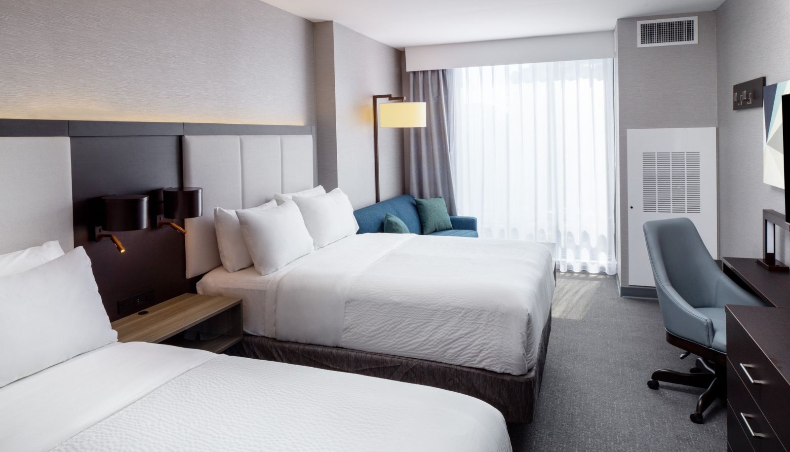 Room - Holiday Inn Express WASHINGTON DC DOWNTOWN by IHG