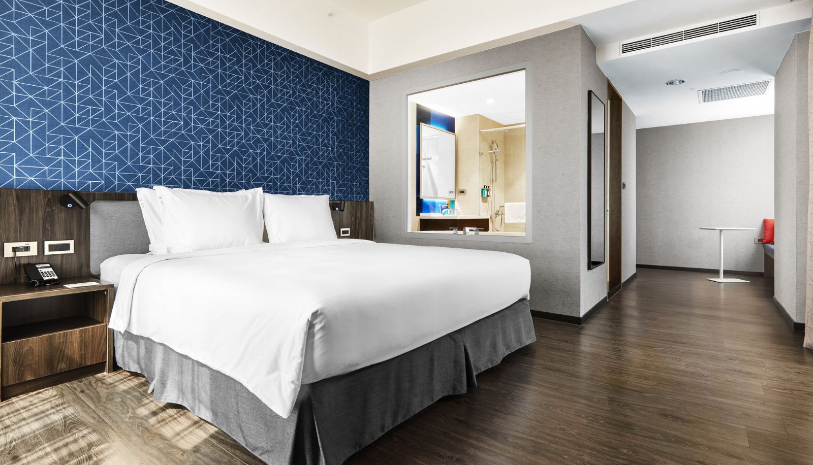 Room - Holiday Inn Express KAOHSIUNG LOVE RIVER by IHG