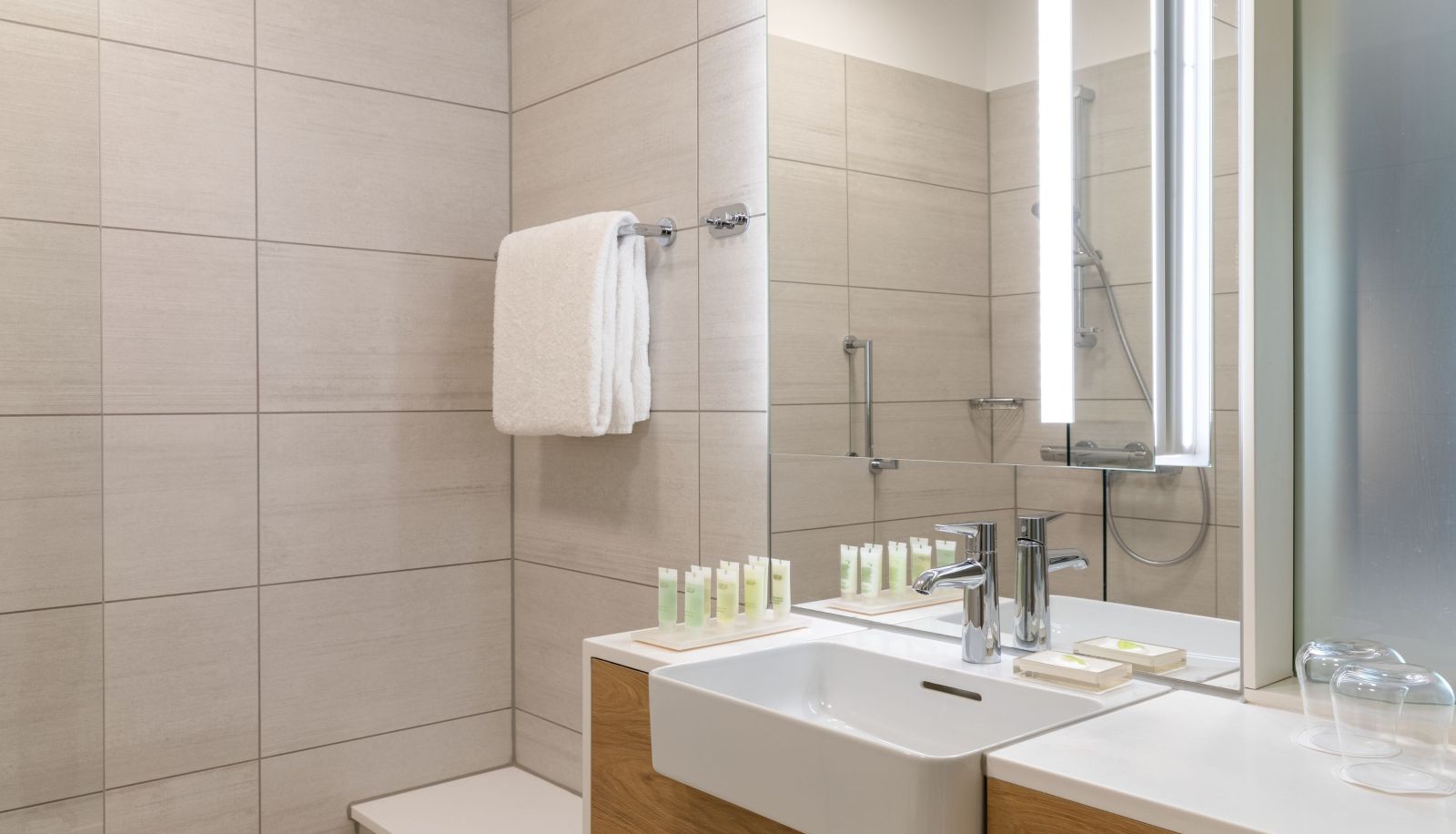 Zimmer - Courtyard by Marriott Glasgow SEC