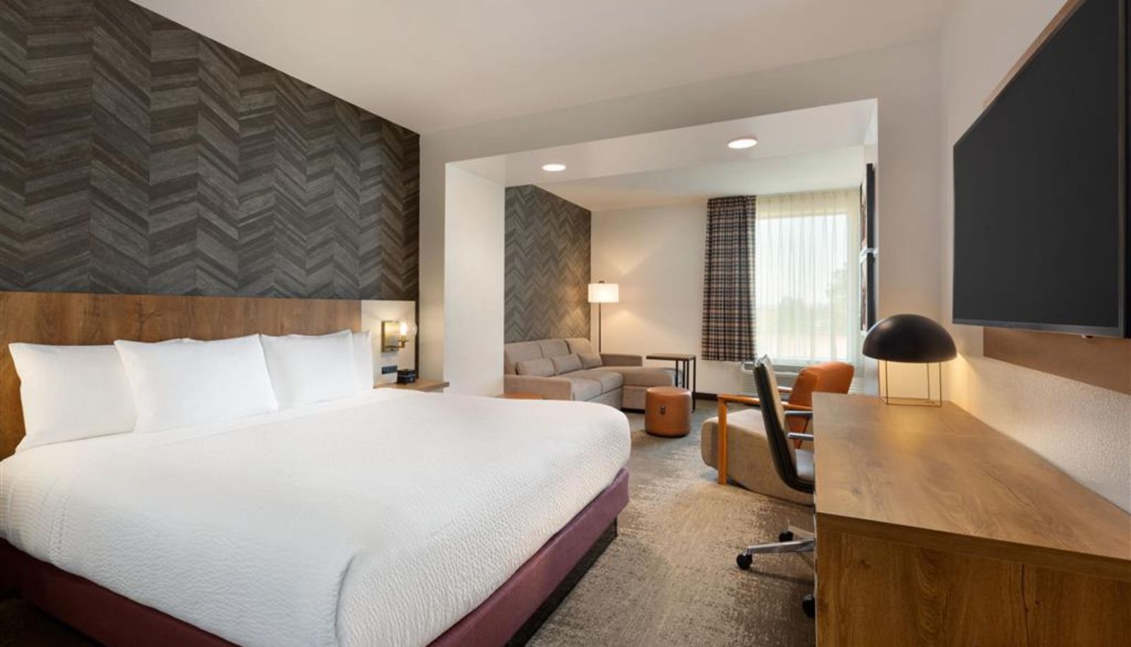 Room - La Quinta Inn & Suites by Wyndham Santa Rosa Sonoma
