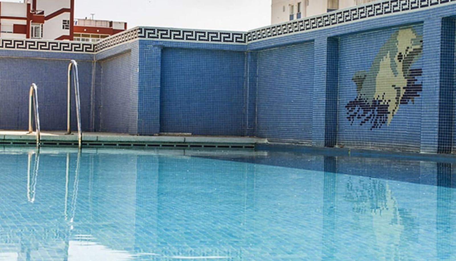 Basen - Hotel Mainake