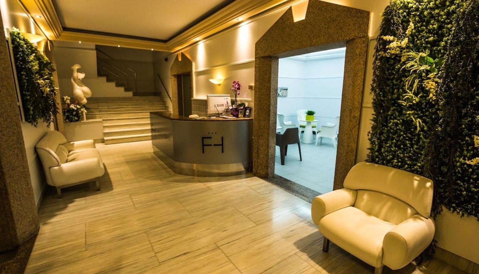 Hall - Hotel Florida