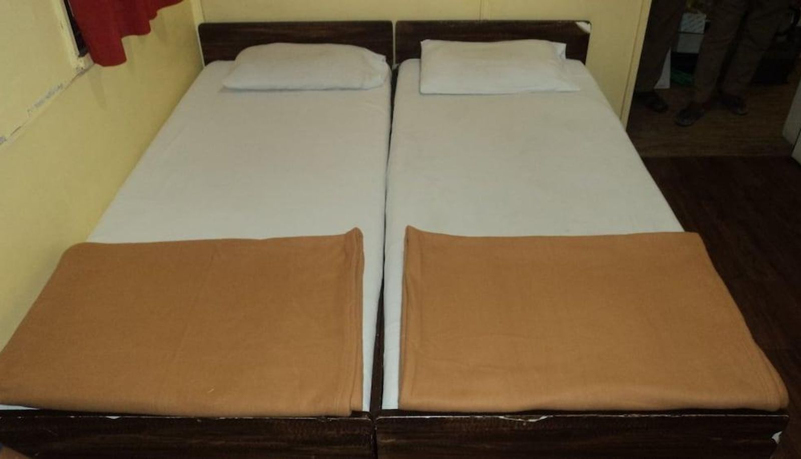 Camera standard - Benazeer Hotel