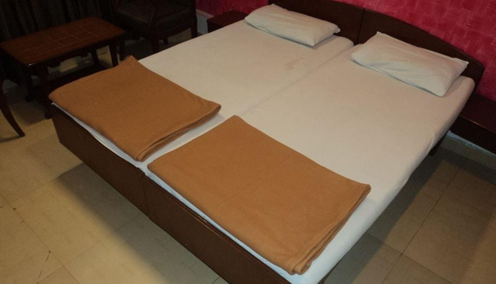 Camera standard - Benazeer Hotel