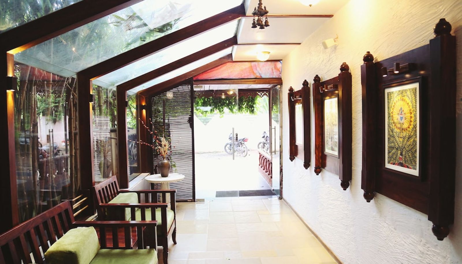 Hal - OYO 1061 Hotel Bhairavee